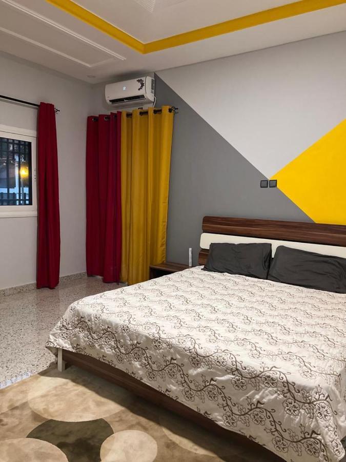 Smb-Gn Residence Lambandji - Electricite Et Wifi H24 Conakry Bagian luar foto