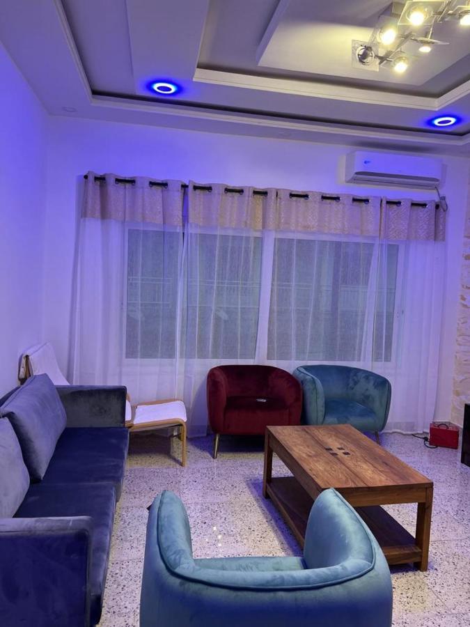 Smb-Gn Residence Lambandji - Electricite Et Wifi H24 Conakry Bagian luar foto