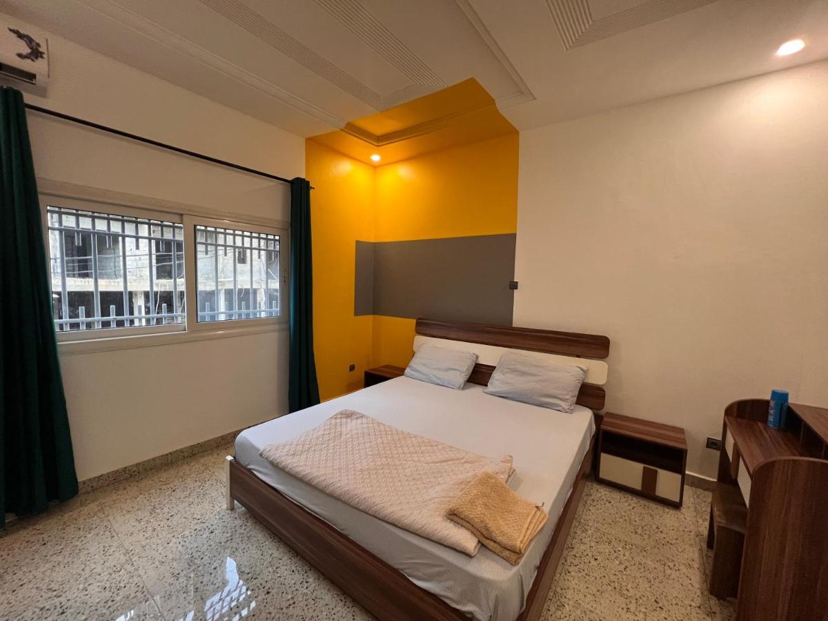 Smb-Gn Residence Lambandji - Electricite Et Wifi H24 Conakry Bagian luar foto
